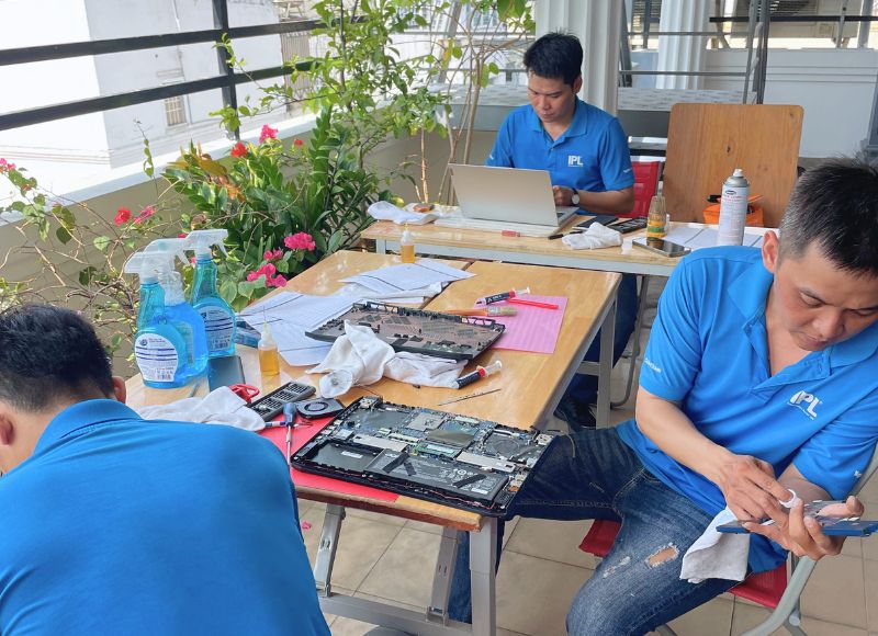 Hỗ trợ sửa laptop doanh nghiệp và thiết bị số lượng lớn