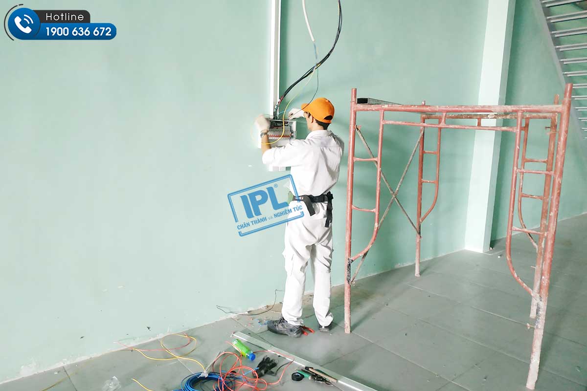Thi công điện nhà xưởng Quang Mậu